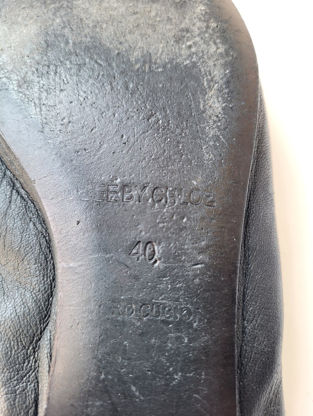 See By Chloe Black Leather Ballet Flats with Gold Zip-Trim Knot - Picture 13 of 14